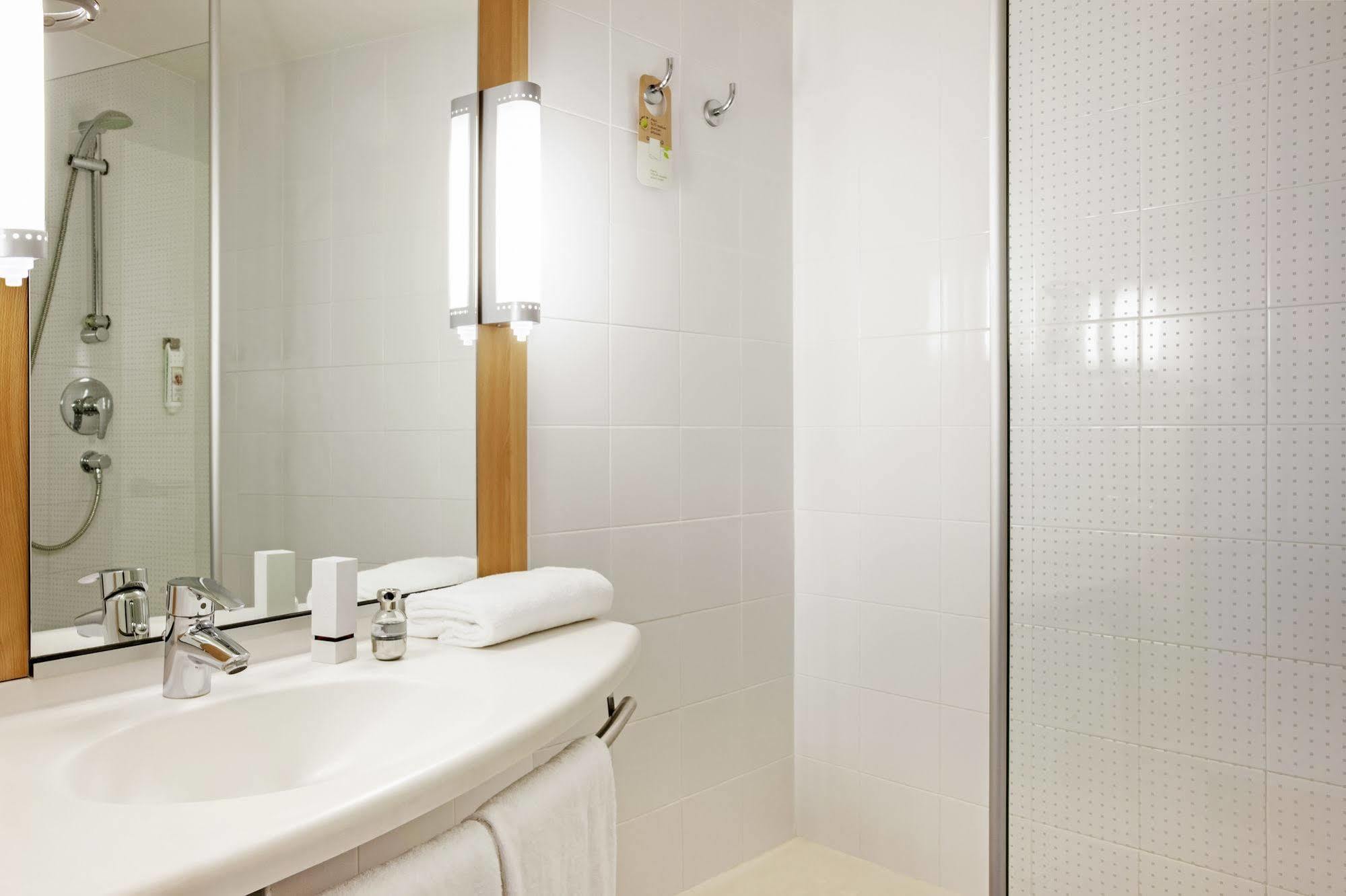 Ibis Liege Seraing Boncelles Dış mekan fotoğraf